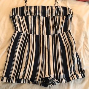 Never been worn blue & white romper with pockets